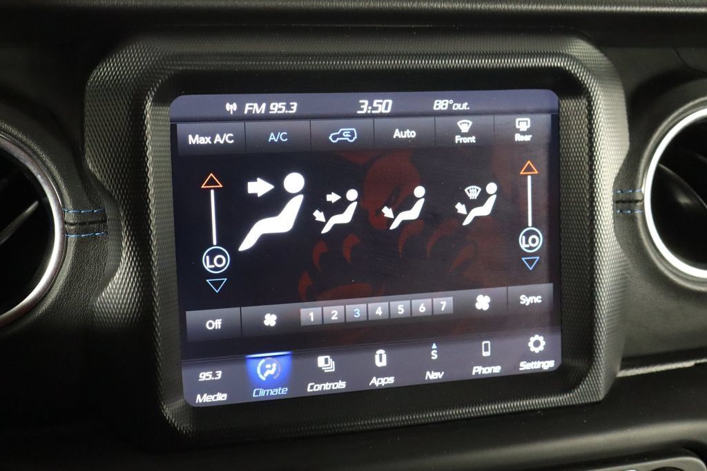 Used 2021 Jeep Wrangler Unlimited Rubicon 4xe AWD/4WD image 32