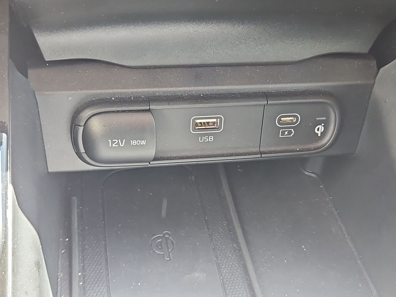 Certified 2024 Kia Telluride S FWD image 31