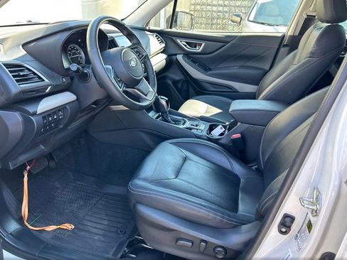 Used 2023 Subaru Forester Limited AWD/4WD image 5