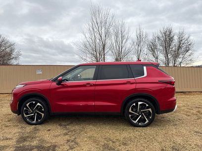 Used 2024 Mitsubishi Outlander SE