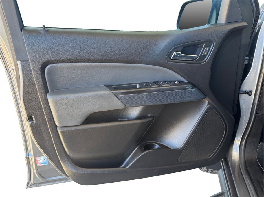 Used 2018 Chevrolet Colorado Z71 AWD/4WD image 18