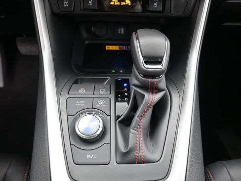 Certified 2025 Toyota RAV4 XSE image 27