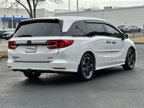 Certified 2024 Honda Odyssey Elite image 10