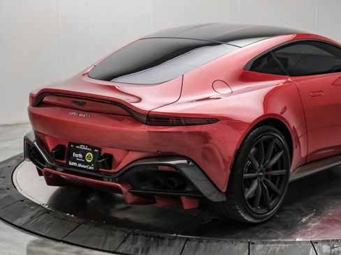 Used 2019 Aston Martin V8 Vantage Coupe RWD image 21