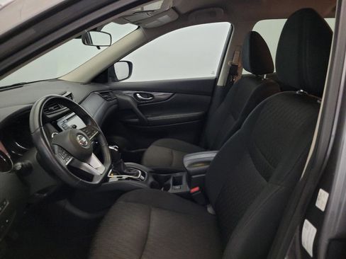 Used 2019 Nissan Rogue SV AWD/4WD image 17