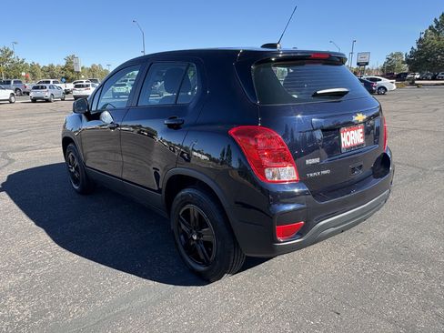 Used 2022 Chevrolet Trax LS image 5