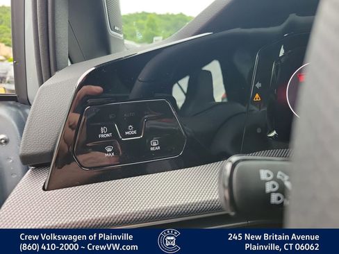 New 2025 Volkswagen GTI SE image 11