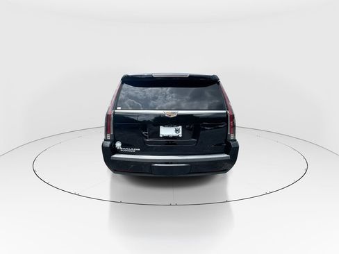 Used 2019 Cadillac Escalade ESV Platinum AWD/4WD image 7