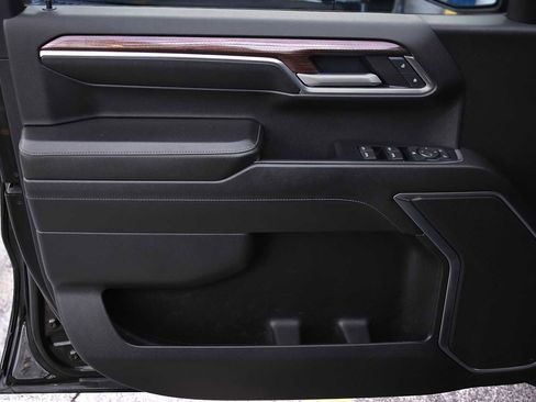 Used 2022 Chevrolet Silverado 1500 LT image 20