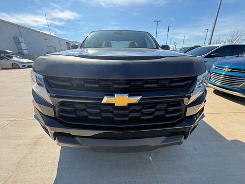 Used 2021 Chevrolet Colorado LT w/ Fleet Safety Package image 3
