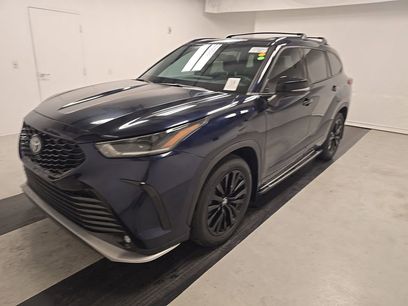 Used 2023 Toyota Highlander XSE