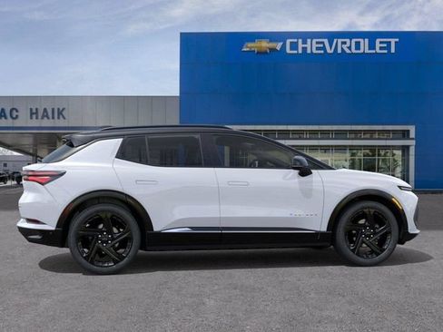 New 2026 Chevrolet Equinox EV RS FWD image 5