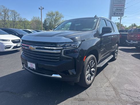 Used 2021 Chevrolet Tahoe LT w/ LT Signature Plus Package AWD/4WD image 3