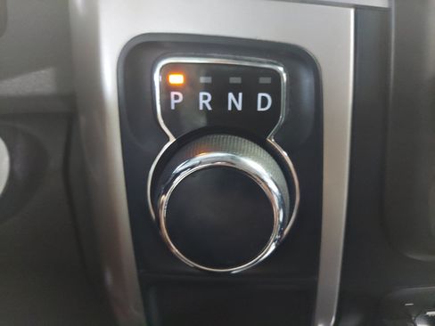 Used 2015 RAM 1500 Lone Star RWD image 21