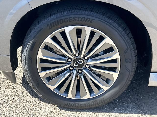 New 2027 INFINITI QX80 Luxe AWD/4WD image 10