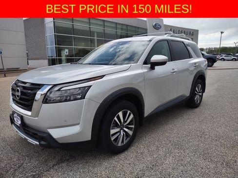 Used 2025 Nissan Pathfinder SL AWD/4WD image 1