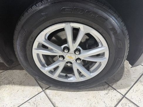 Used 2017 Chevrolet Equinox LT w/ Convenience Package FWD image 10