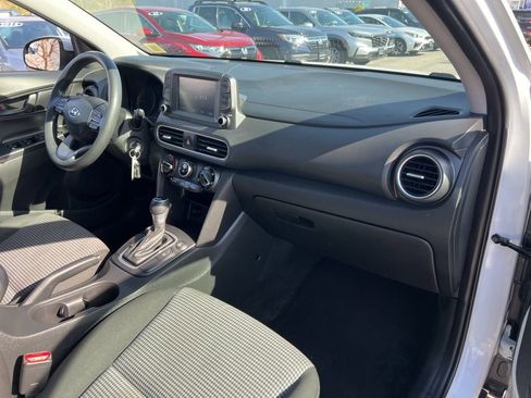 Used 2021 Hyundai Kona SE AWD/4WD image 24