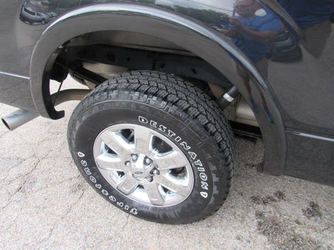 Used 2014 Ford F150 Lariat w/ Lariat Chrome Package AWD/4WD image 4