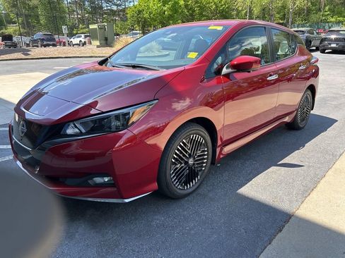 Used 2024 Nissan Leaf SV Plus image 1