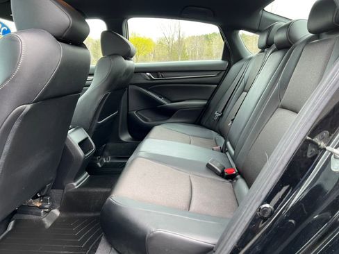 Used 2020 Honda Accord Sport image 4