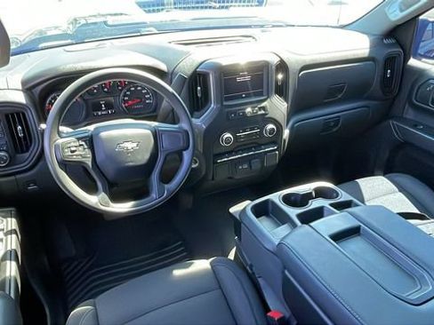 Used 2023 Chevrolet Silverado 1500 Custom Trail Boss w/ LPO, Dark Essentials Package AWD/4WD image 16