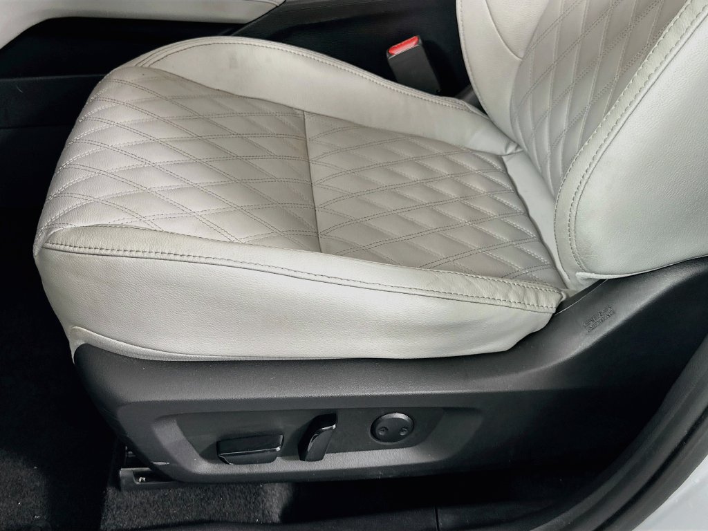 Used 2024 Mitsubishi Outlander SEL FWD image 20