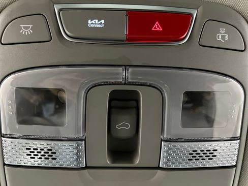 Used 2025 Kia Telluride S image 70