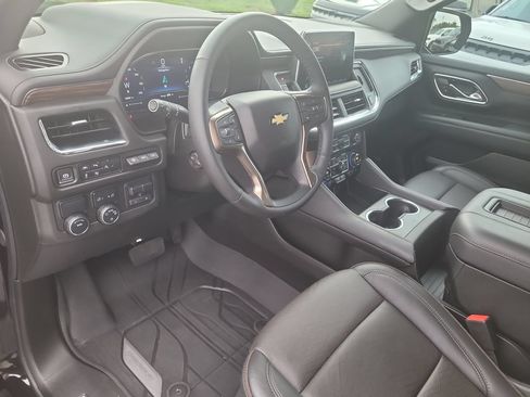 Used 2024 Chevrolet Tahoe High Country w/ Premium Package RWD image 22