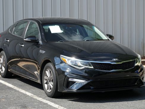 Used 2020 Kia Optima LX FWD image 44