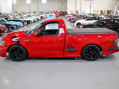 Used 2003 Ford F150 Lightning image 19