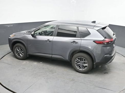 Used 2023 Nissan Rogue S AWD/4WD image 30
