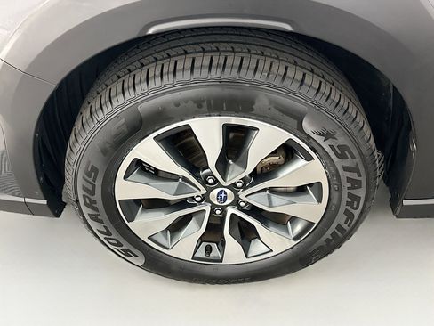 Used 2024 Subaru Outback Limited AWD/4WD image 11