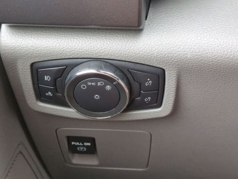 Used 2019 Ford F150 XLT image 28