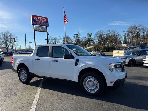 Used 2022 Ford Maverick XL image 9