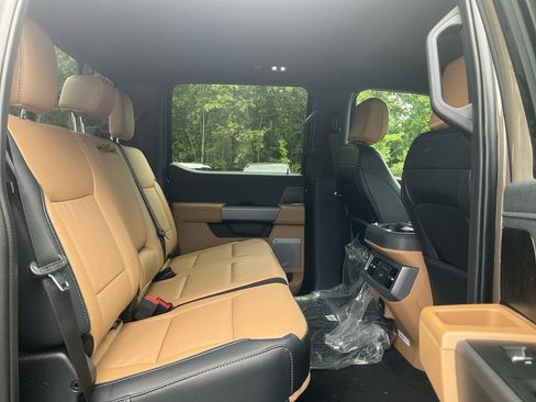 New 2026 Ford F250 Lariat AWD/4WD image 13