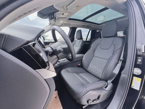 New 2026 Volvo XC90 B6 Plus AWD/4WD image 13