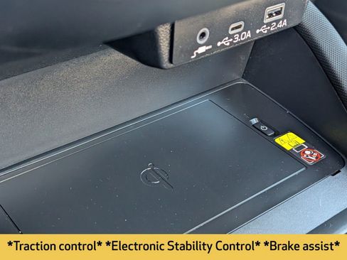 Used 2025 Subaru Forester Limited image 10