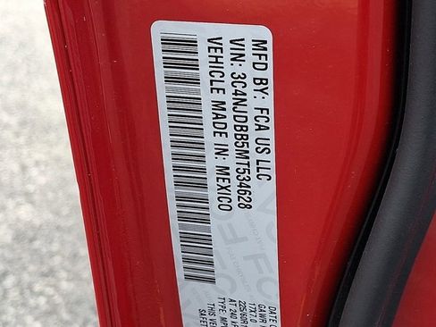 Certified 2021 Jeep Compass Latitude image 30