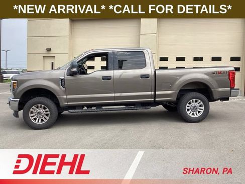 Used 2019 Ford F250 XLT w/ XLT Value Package AWD/4WD image 4