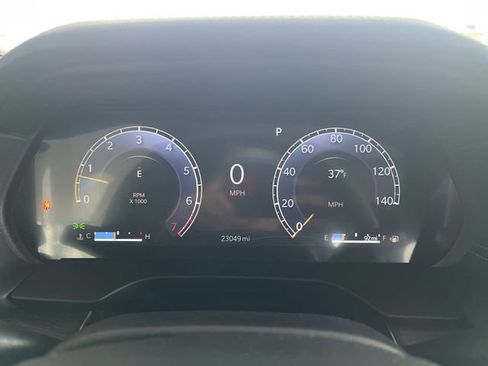 Used 2024 Jeep Grand Cherokee Limited w/ Luxury Tech Group II image 35