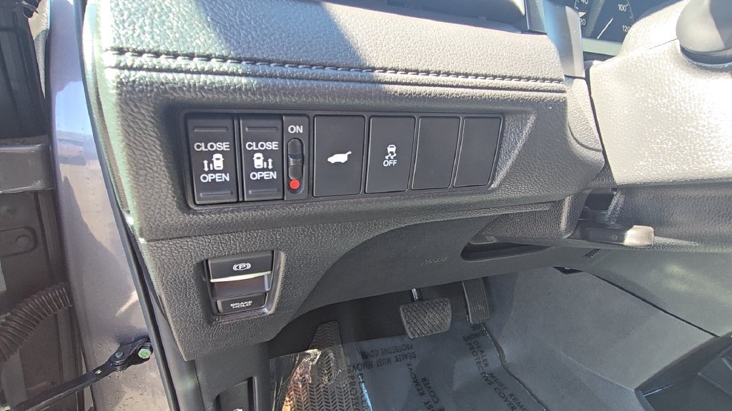 Used 2025 Honda Odyssey EX-L image 11