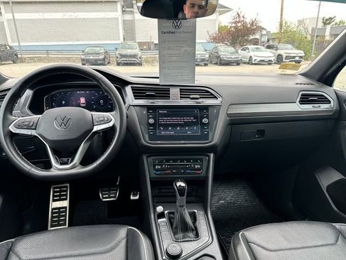 Certified 2023 Volkswagen Tiguan SEL R-Line AWD/4WD image 16