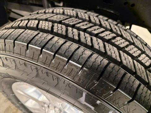 Certified 2024 RAM 2500 Big Horn w/ Safety Group image 34