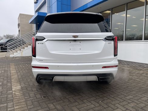 Used 2023 Cadillac XT6 Sport image 4