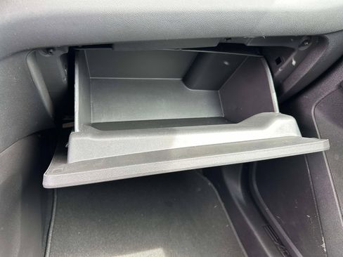 Used 2023 Chevrolet Equinox LT AWD/4WD image 36
