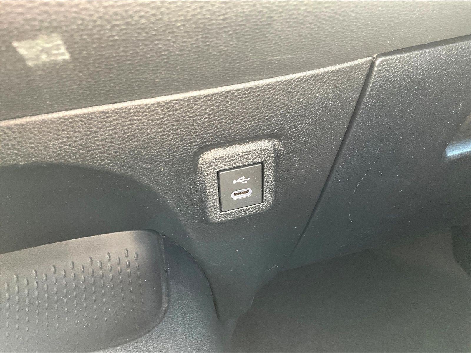 Used 2023 Toyota Corolla LE FWD image 16