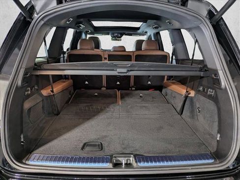 Certified 2025 Mercedes-Benz GLS 450 4MATIC image 10