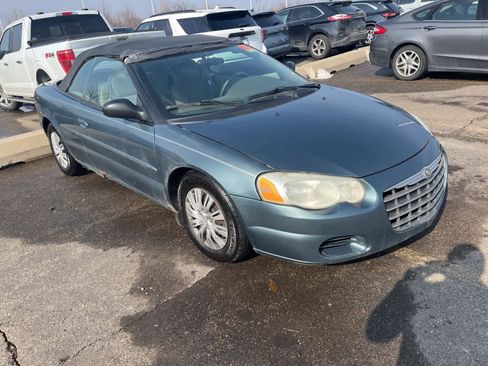 Used 2006 Chrysler Sebring Limited image 20