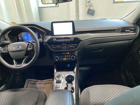 Used 2023 Ford Escape Active AWD/4WD image 13